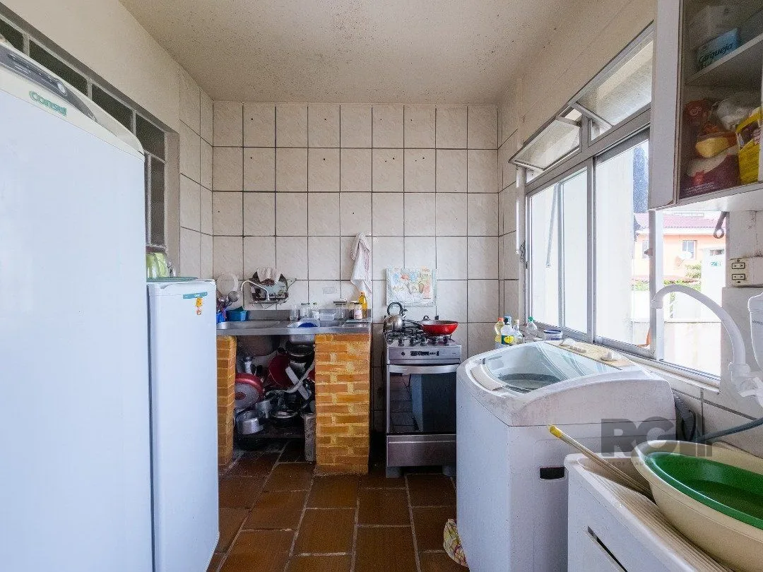 Imagem Casa para Venda - 210m², 3 dormitórios, sendo 1 suites, 2 vagas - Tristeza