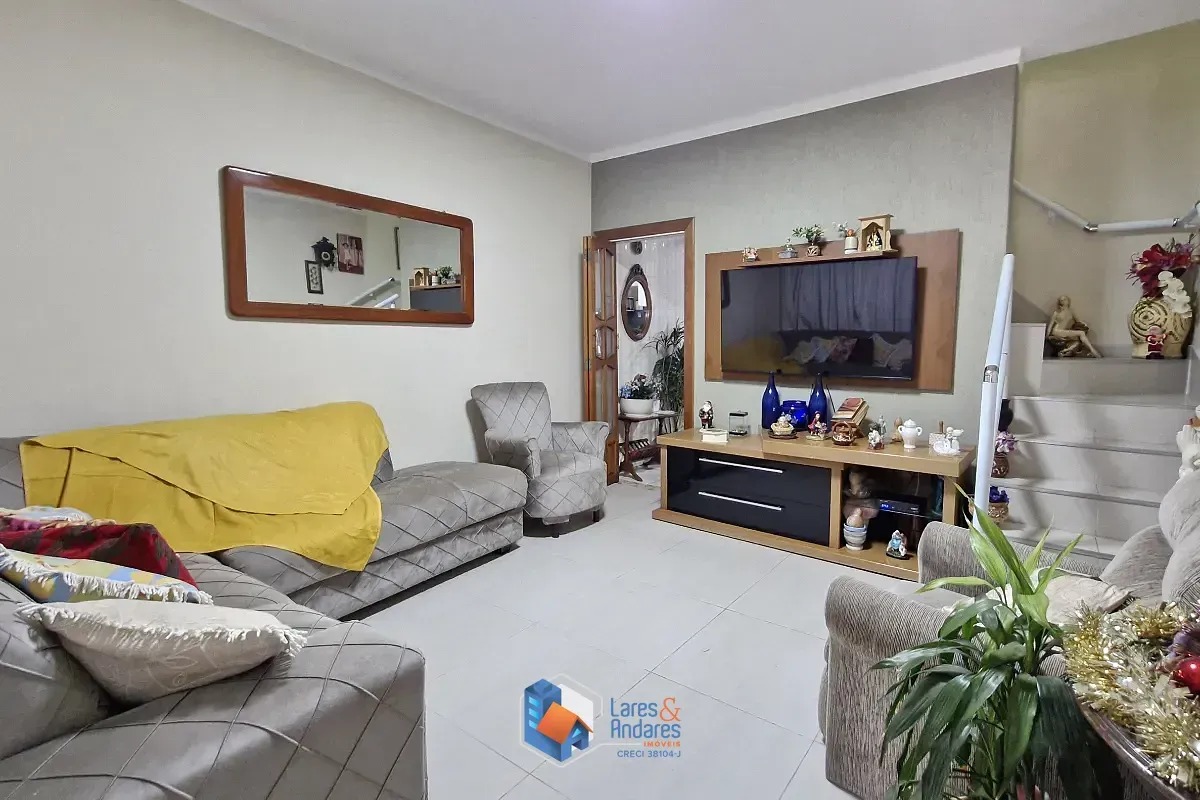 Imagem Sobrado para venda em Jardim São Paulo(Zona Norte) com 4 quartos, sendo 1 suíte, 115m²
