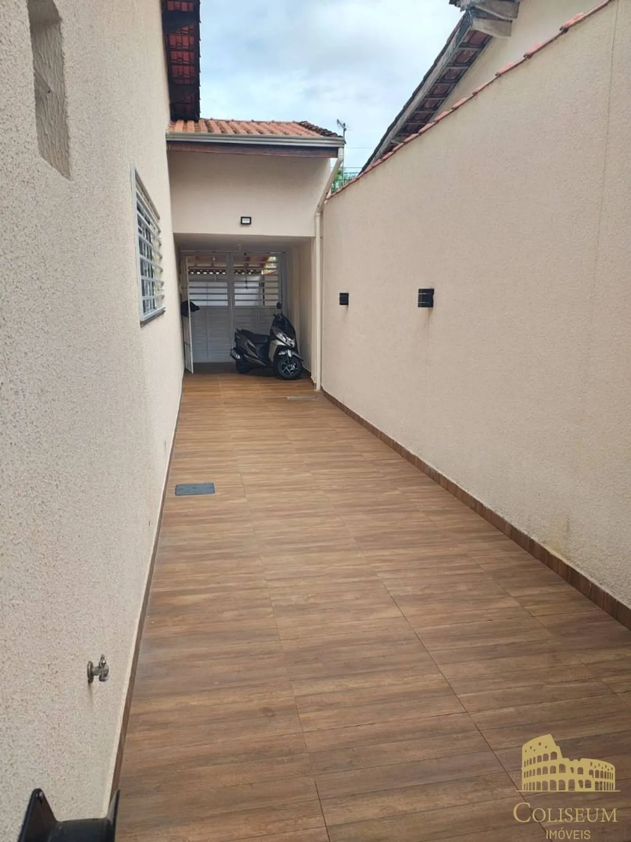 Imagem LINDA CASA, 4 DORMS C/2 SUÍTES, 4 VAGAS, PISCINA