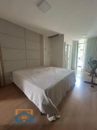 Imagem CASA COM TRES SUITES VILA CELESTE
