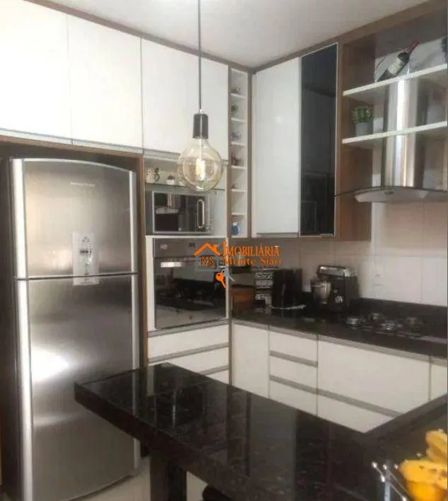 Imagem Sobrado com 4 dormitórios à venda, 200 m² por R$ 950.000 - Jardim Paraventi - Guarulhos/SP