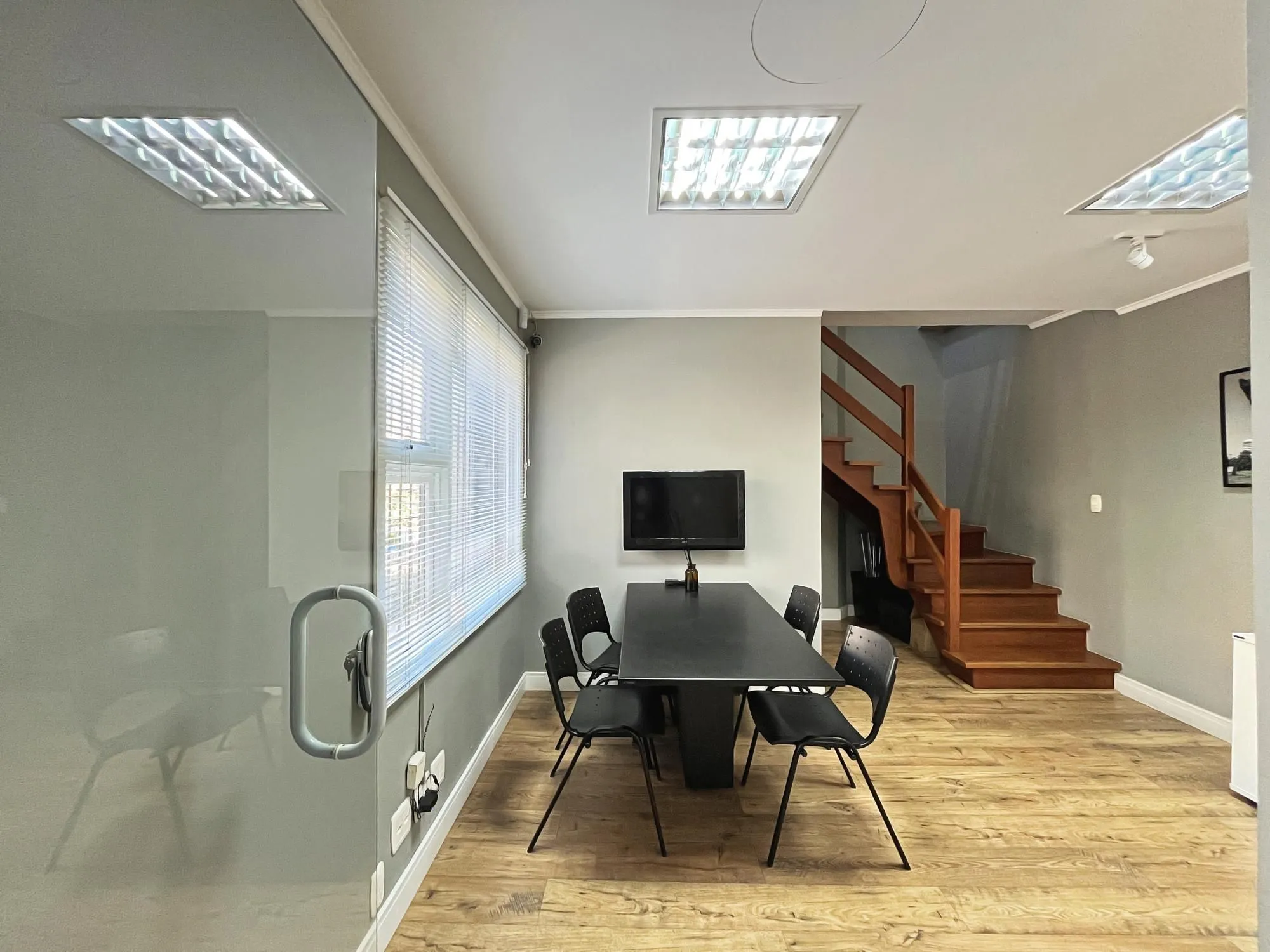 Imagem Excelente Casa comercial para comprar com 250m² na Avenida Palmeira