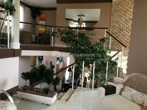 Imagem Casa à venda em condomínio de Valinhos! de esquina em terreno de 320 m² com projeto único e exce...