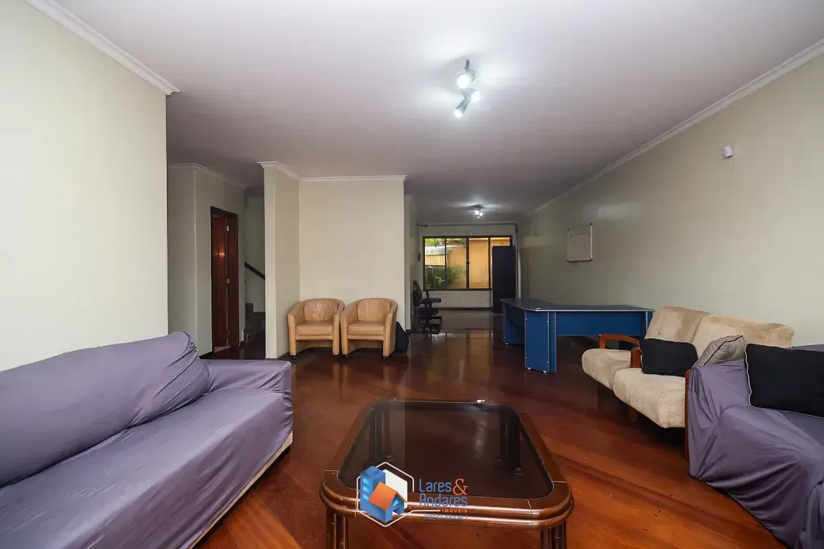 Imagem Casa para venda em Planalto Paulista com 4 quartos, sendo 2 suítes, 290m²