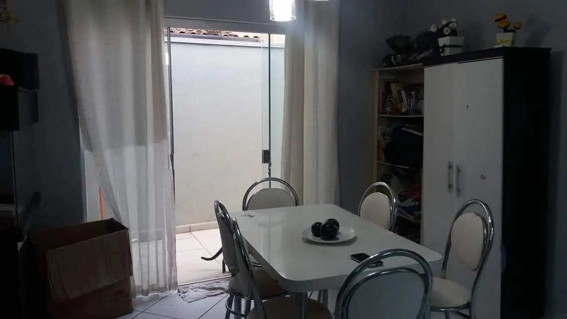 Imagem Casa à venda 3 Quartos, 1 Suite, 2 Vagas, 200M², Água Preta, Pindamonhangaba - SP