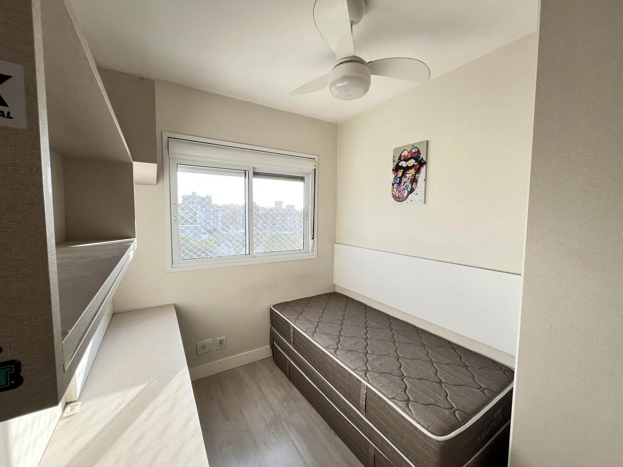 Imagem Apartamento de 3 quartos, semi mobiliado, suíte e 1 vaga de garagem