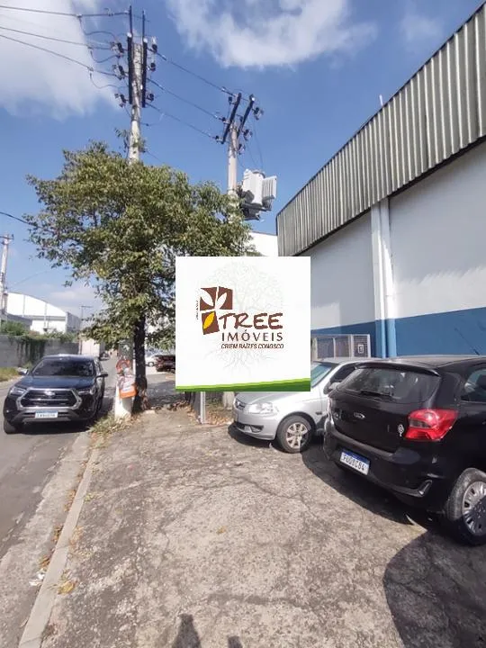 Imagem LOCAÇÃO DE GALPÃO COMERCIAL NO JARDIM NOVA CUMBICA, EM GUARULHOS/SP, OPORTUNIDADE com 2.000m², estacionamento, ZUP 4 e energia trifásica. CONSULTE-NOS