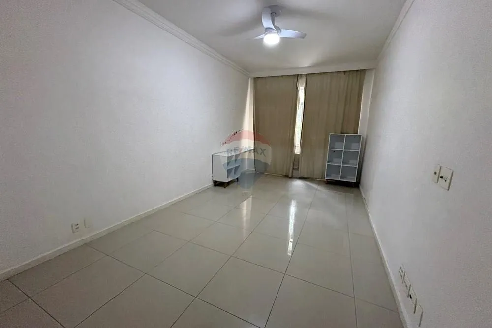 Imagem Apartamento Amplo na Tijuca, Ótimo Preço! Use FGTS ou Financiamento!