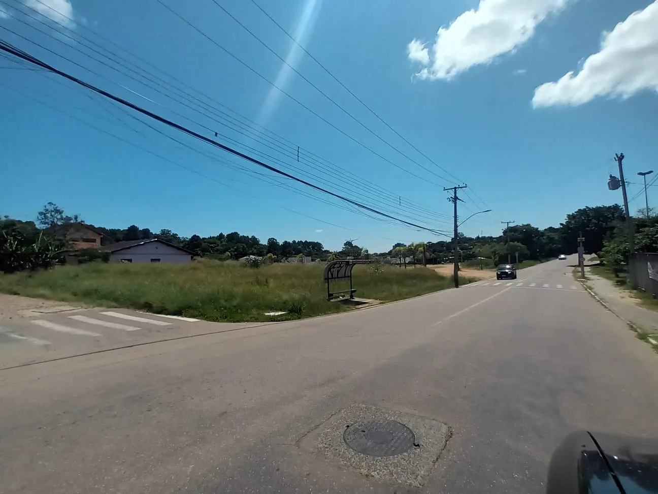 Terreno de esquina em avenida de Viamão!
