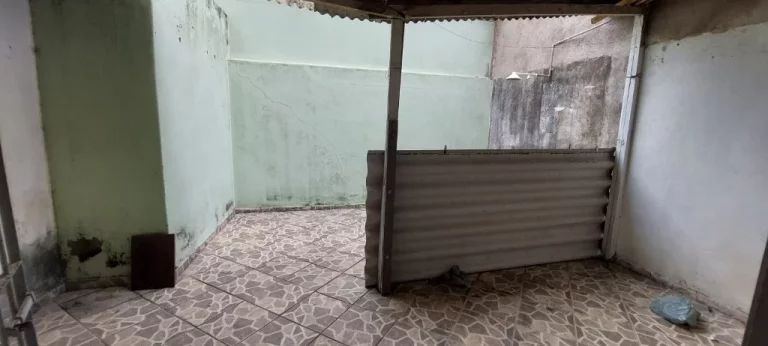 Imagem CASA COM 5 QUARTOS A VENDA EM SANTA MONICA GUARAPARI-ES