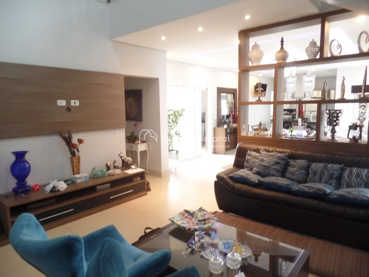 Imagem Sobrado de 4 suítes à venda no Condomínio Villa Franca, Betel, Paulínia.