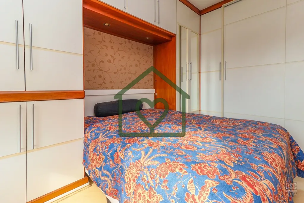 Imagem LINDA COBERTURA DE 200M² , 3 dormitórios sendo 1 suíte, 2 banheiros social, mais banheiro auxilia...