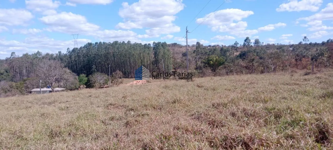 Imagem Chácara para Venda em Cidade Ocidental, Área Rural de Cidade Ocidental, 3 dormitórios, 1 banheiro, 2 vagas