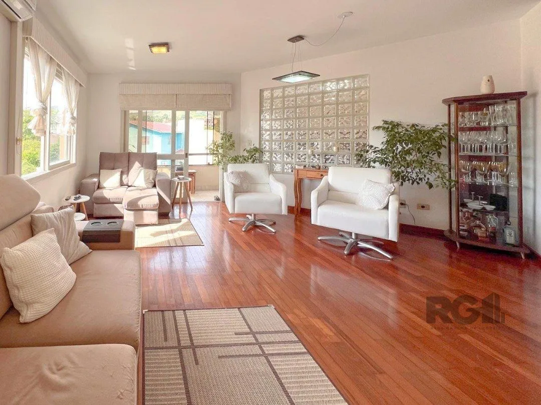 Imagem Amplo apartamento à venda com 168m² privativos