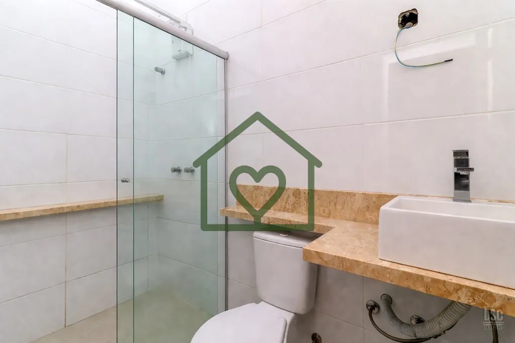 Imagem Casa térrea com 92m² privativos, muito bem distribuída, oferecendo um ambiente acolhedor e funcio...
