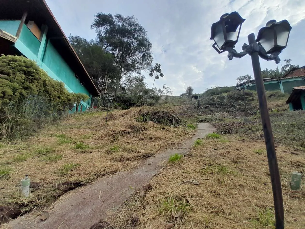 Imagem Terreno em Condomínio para Venda em Teresópolis / RJ no bairro Albuquerque