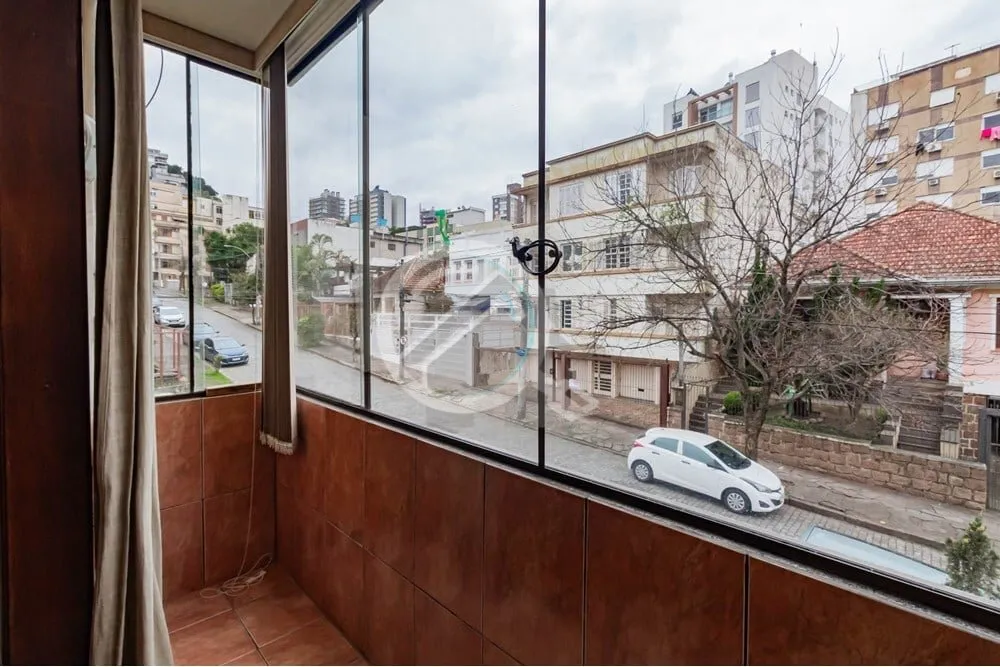 Imagem Amplo apartamento à venda em localização privilegiada, no bairro Rio Branco, - em Porto Alegre. D...