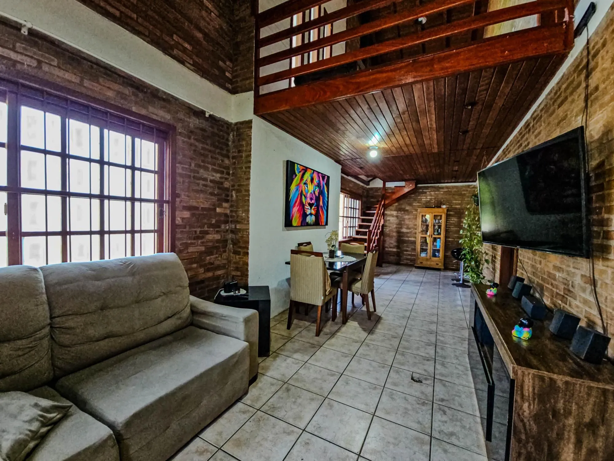 Imagem Casa Espetacular na Hípica