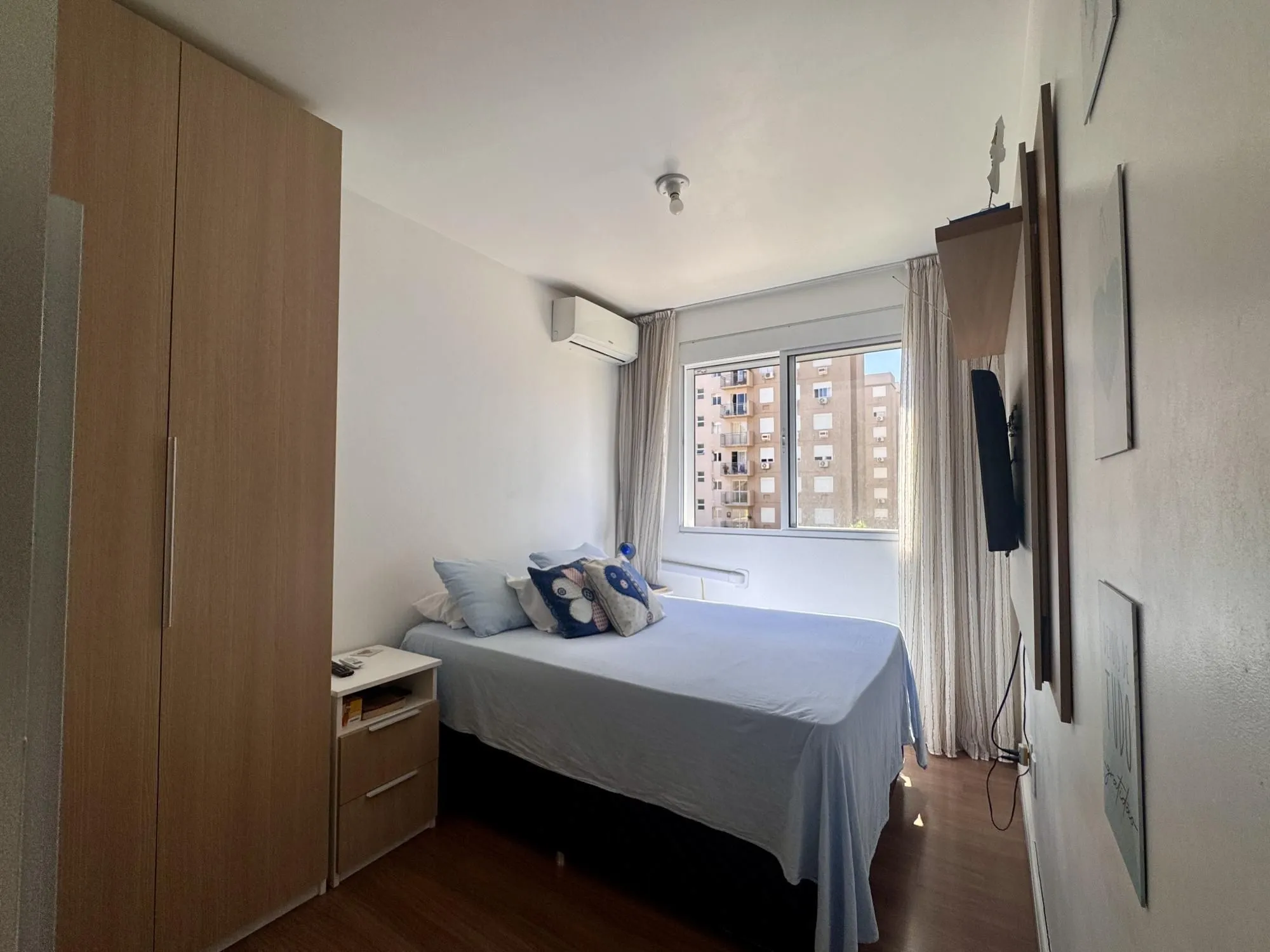 Imagem Apartamento 3 Dormitórios com Suíte, Sacada e Vaga Coberta