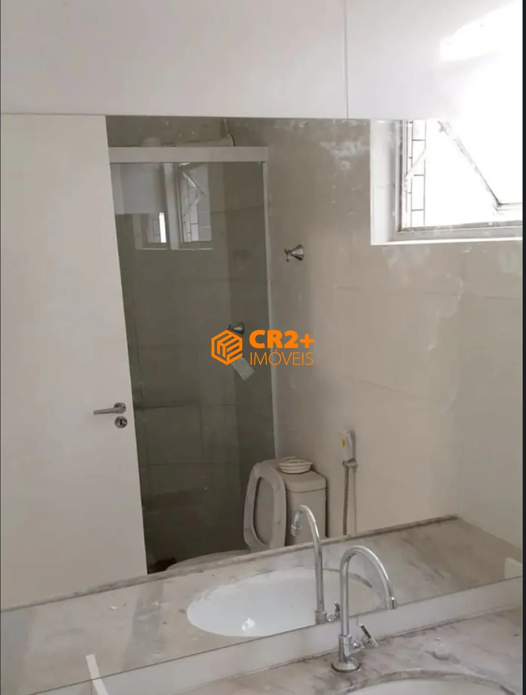 Imagem VENDO APARTAMENTO com 2 quartos - BOA VIAGEM com 75 m²