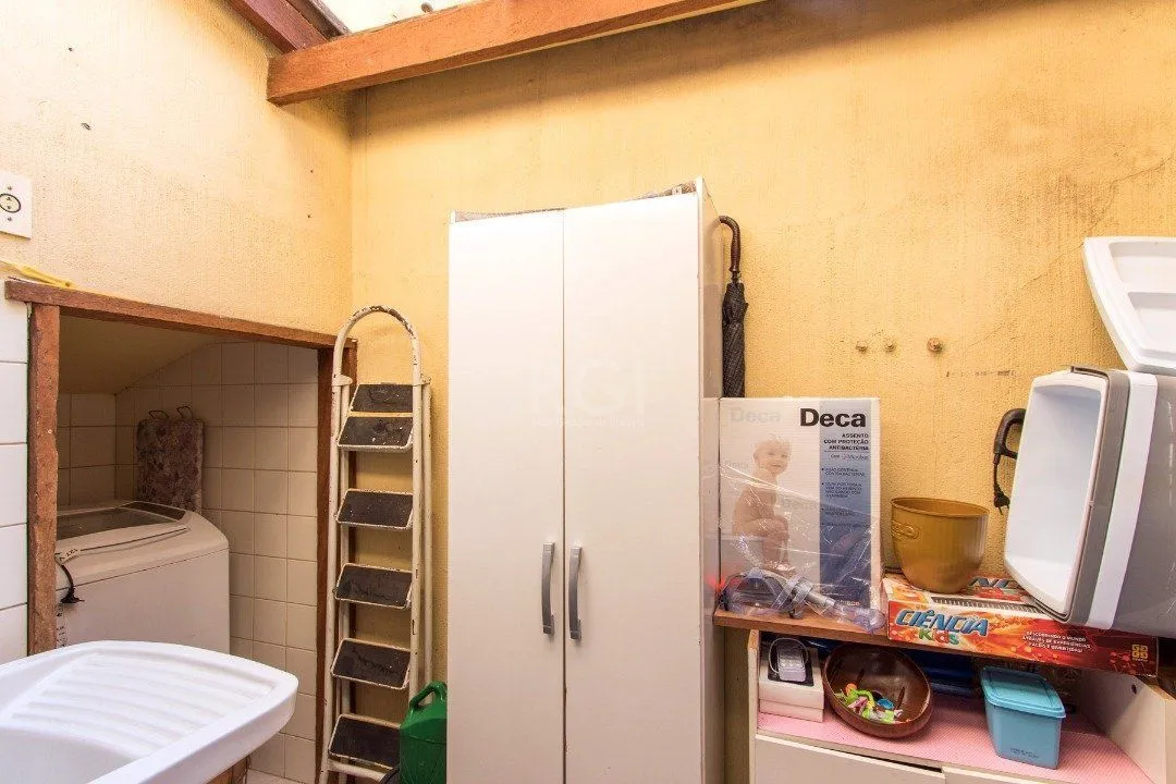 Imagem Casa Condominio para Venda - 195m², 2 dormitórios, sendo 1 suites, 2 vagas - Tristeza