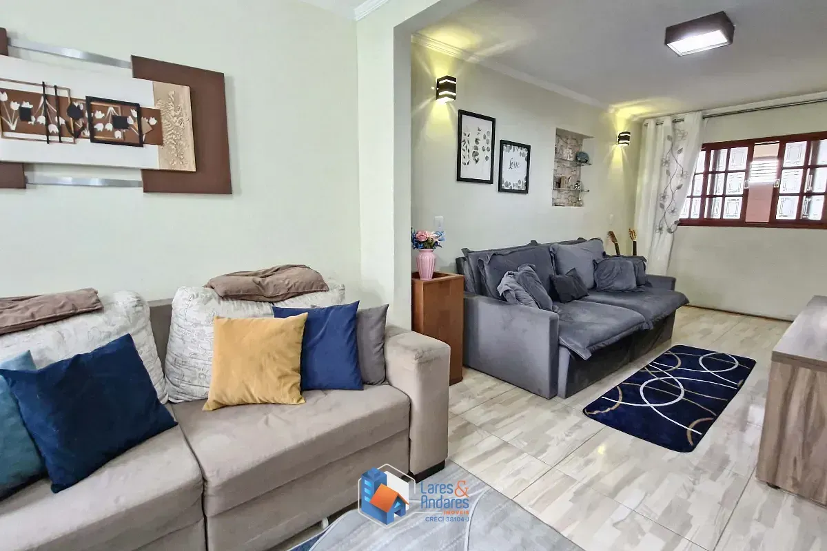 Imagem Sobrado para venda em Jaçanã com 4 quartos, sendo 1 suíte, 142m²