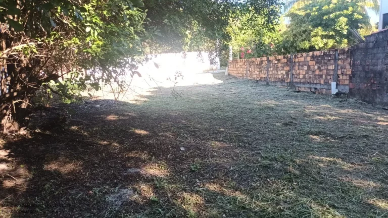 Imagem Terreno em Condomínio de Luxo em Catu de Abrantes, Camaçari-BA 700m² de pura sofisticação!