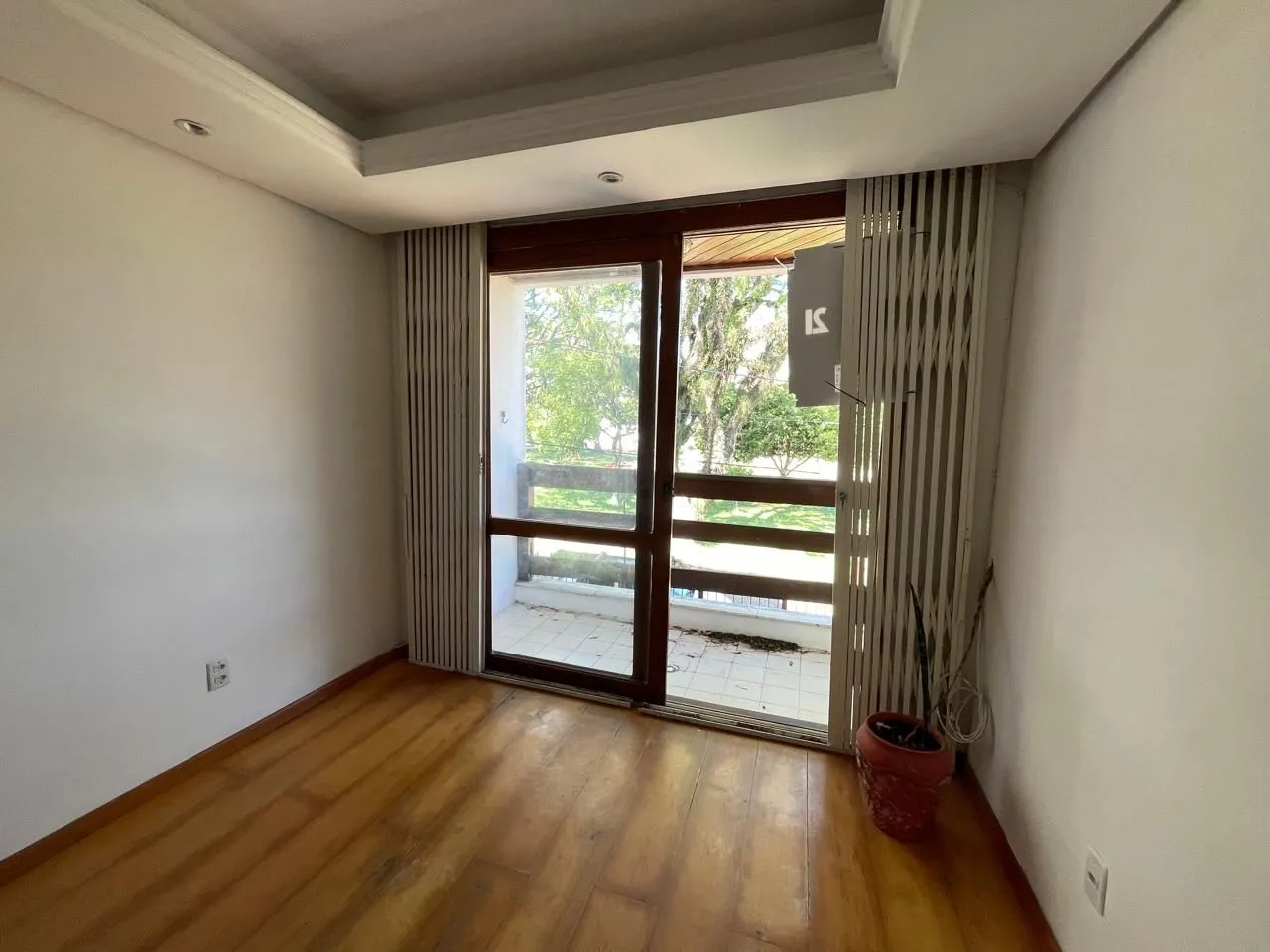 Imagem Apartamento com 02 dormitórios, 01 suíte, 74,53m2 privativos e 02 vagas de garagem cobertas!