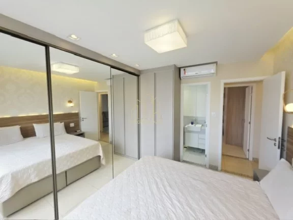 Imagem Amplo apartamento decorado com quatro quartos varanda a venda no cidade jardim