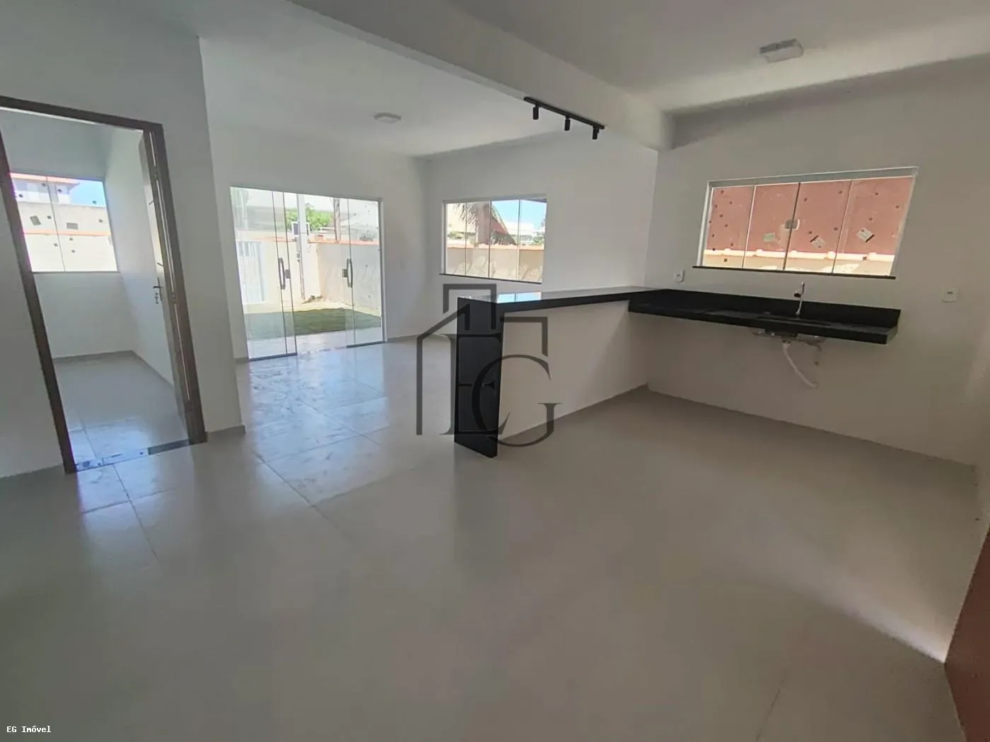 Imagem Casa para Venda em Araruama, Ponte dos Leites, 2 dormitórios, 1 suíte, 1 banheiro, 2 vagas