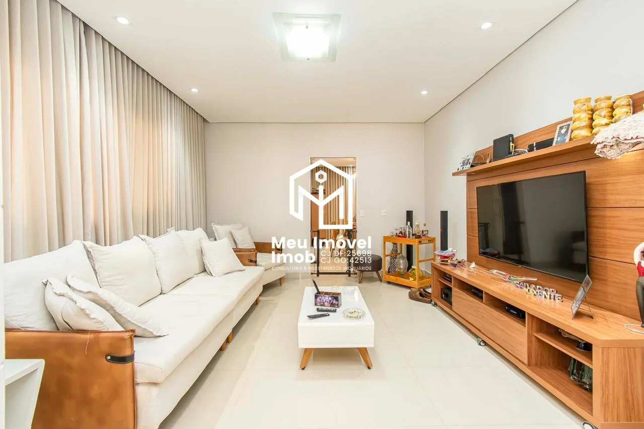 Imagem Casa 3 Quartos 3 Suítes 4 Vagas 204m² Arniqueiras/DF