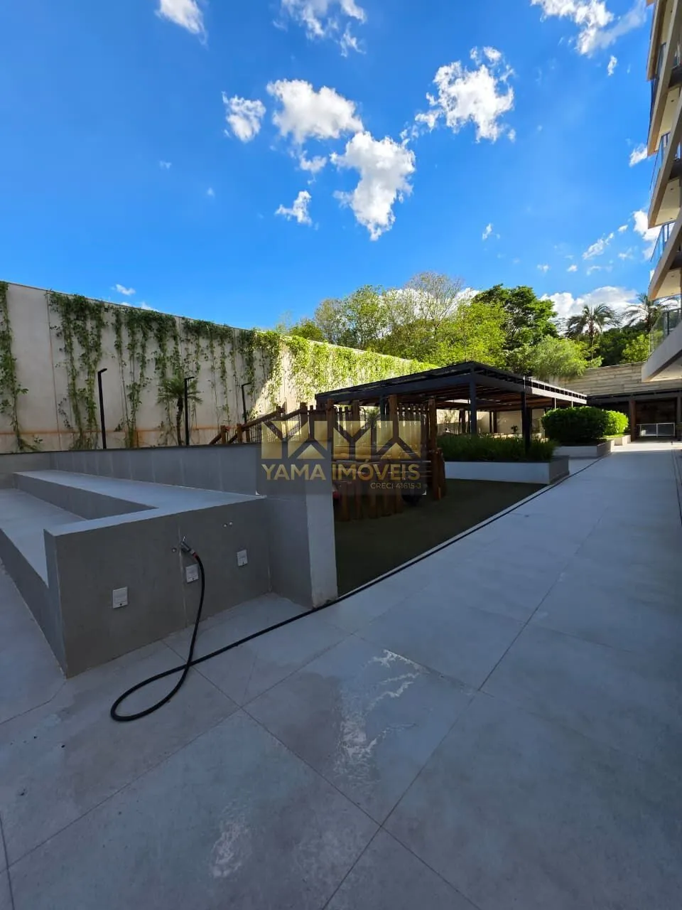 Imagem Exklusiv Golf - Exklusiv Golf - Um Ícone de Sofisticação na Vila do Golfe