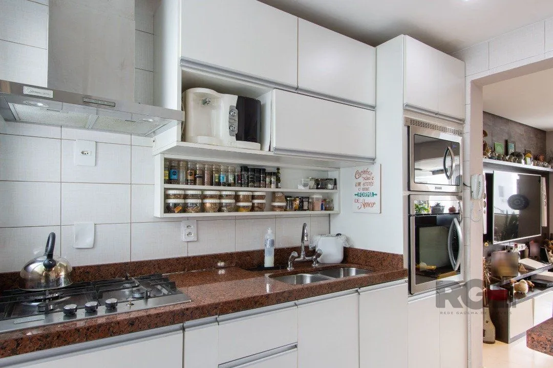 Imagem Apartamento de 3 Quartos com Suíte e Vaga de Garagem no Cristal, Porto Alegre - RS