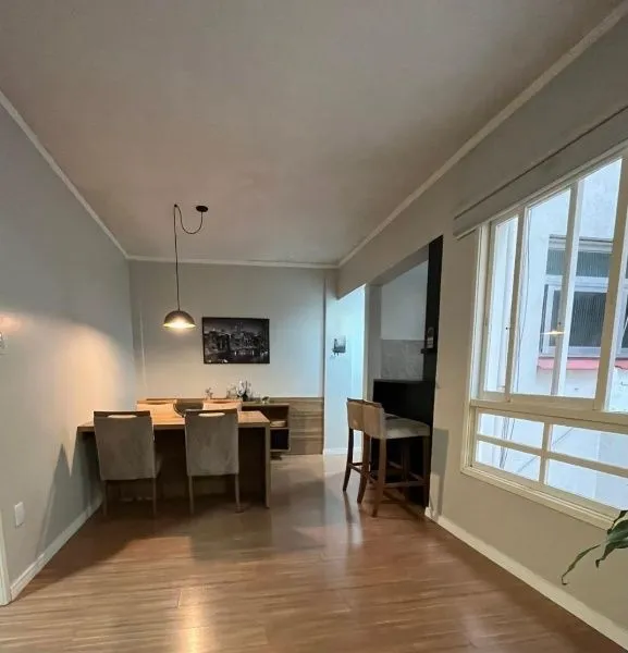 Imagem Vende-se apartamento com 3 quartos, 115 m² e 1 vaga - Bom Fim