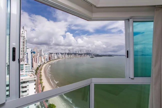 Imagem Cobertura Frente Mar com 04 suítes na Barra Sul em Balneário Camboriú