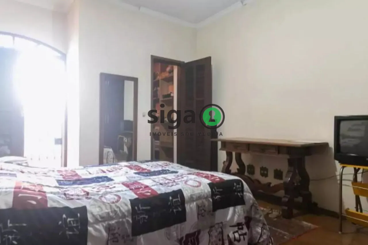 Imagem Casa mobiliada na Vila Clementino com varanda e espaço ideal para famílias.