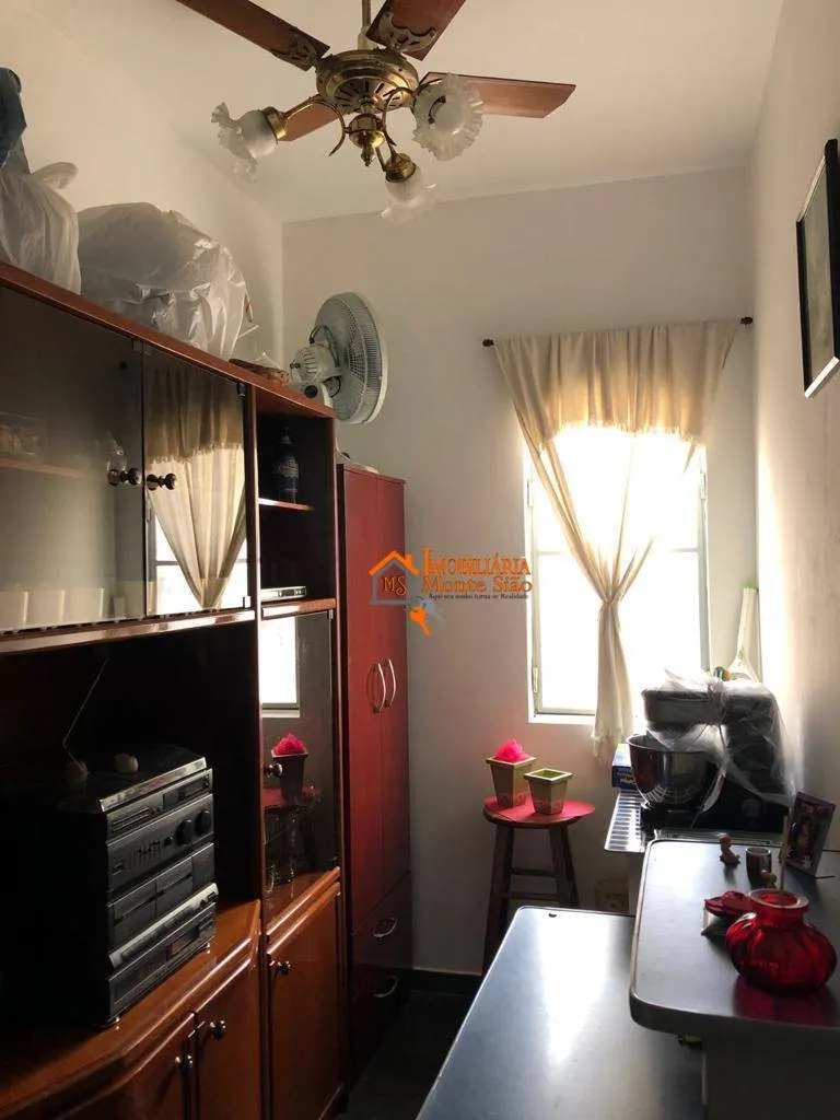 Imagem Casa com 3 dormitórios à venda, 169 m² por R$ 550.000,00 - Vila Rosália - Guarulhos/SP