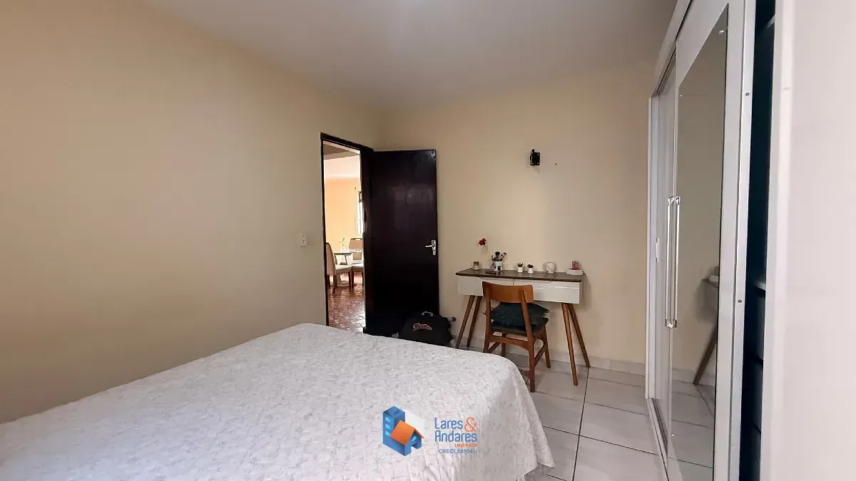 Imagem Casa para venda em Chácara Santa Maria com 4 quartos, sendo 1 suíte, 171m²