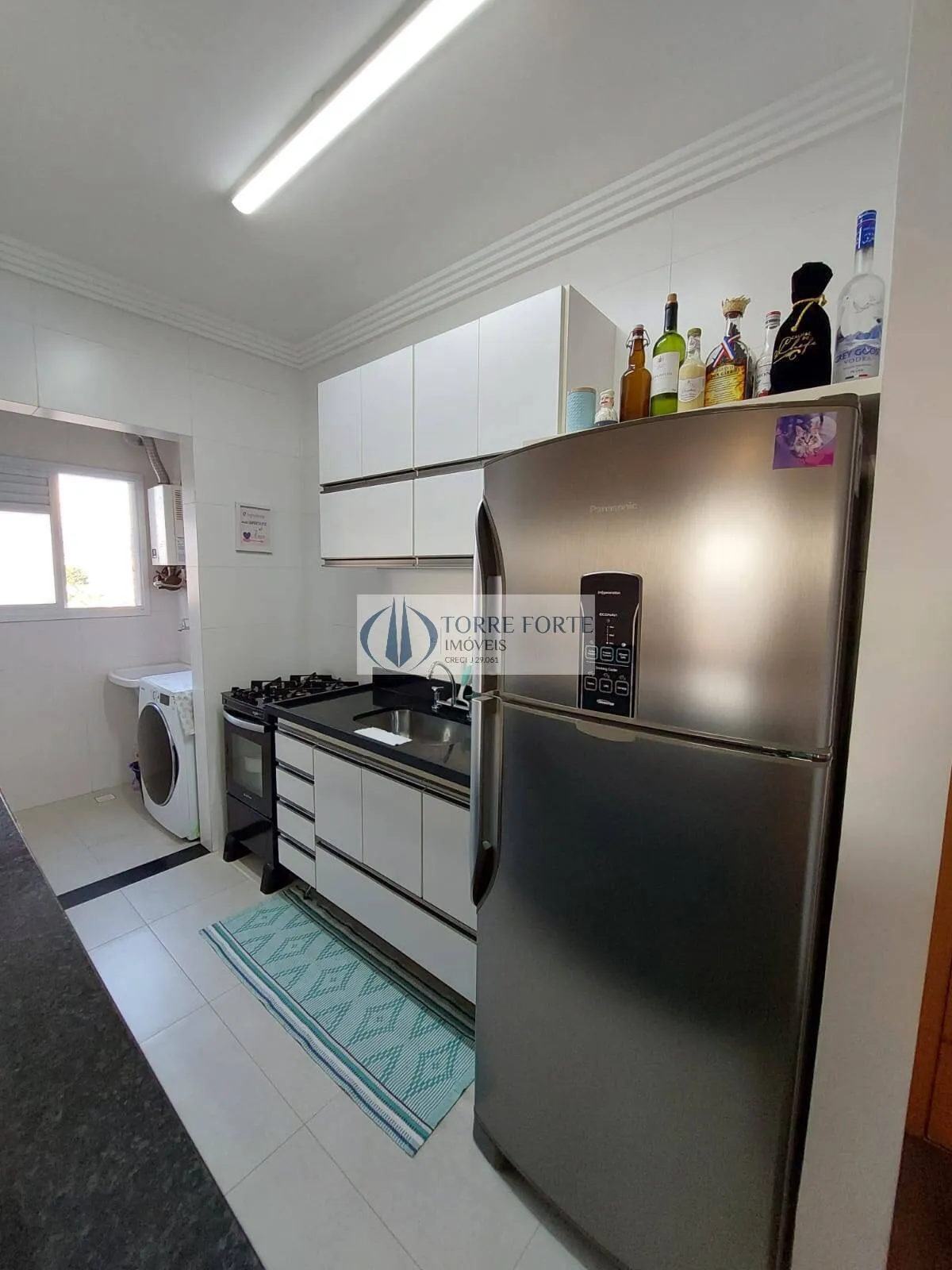 Imagem Lindo Apartamento com varanda gourmet com 2 dormitórios , 1 vaga , centro