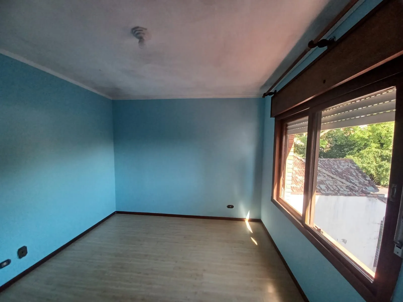 Imagem Cobertura de 2 quartos, 2 banheiros e 1 vaga de garagem no bairro Menino Deus