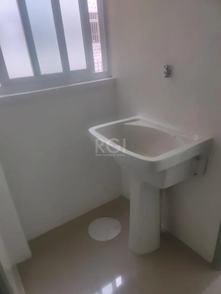 Imagem Apartamento - 73.19m², 3 Quartos, sendo 1 suites, Mont Serrat, Porto Alegre/RS