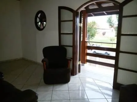 Imagem Casa à venda 3 Quartos, 1 Suite, 6 Vagas, 300M², Parque São Domingos, Pindamonhangaba - SP
