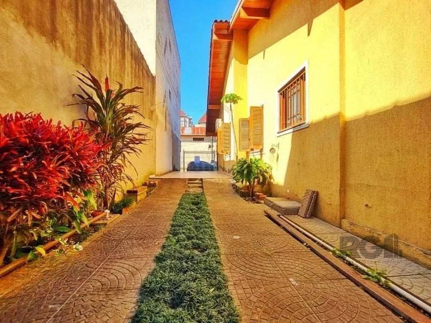 Imagem Casa de 3 dormitórios, bairro São Sebastião
