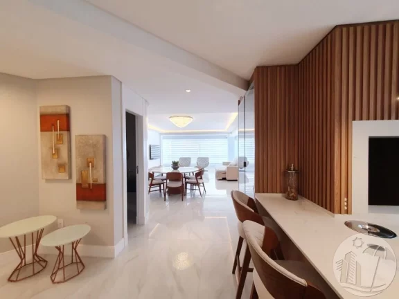 Imagem Apartamento FRENTE MAR Luxo com 4 Suítes e 4 Vagas de Garage