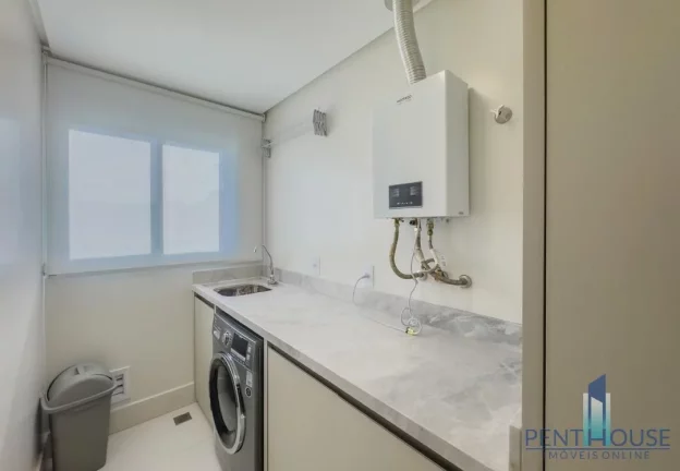 Imagem Apartamento Zona Central para Venda em Balneário Camboriú, CENTRO, 4 dormitórios, 2 suítes, 4 banheiros, 2 vagas