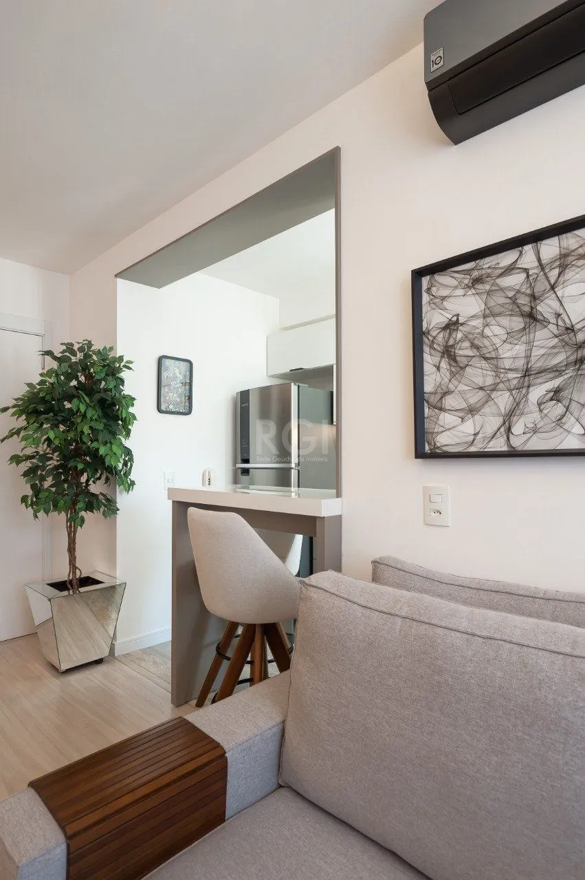 Imagem Apartamento para Venda - 48.32m², 2 dormitórios, 3 vagas - Jardim Itu