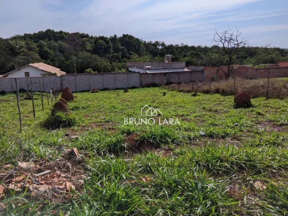 Imagem Terreno à venda, 360 m² por R$ 85.000,00 - Novo Igarapé - Igarapé/MG