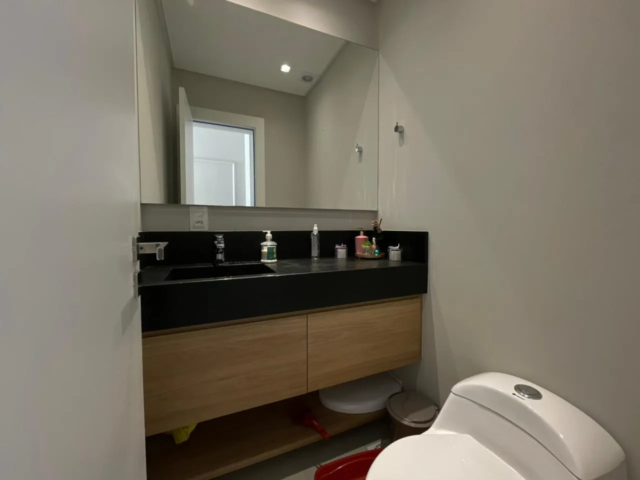 Imagem Apartamento à venda com 98.8m2 por R$ 2.130.000,00