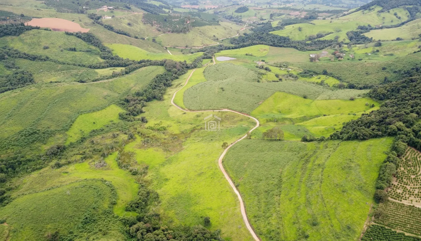Imagem Fazenda 0,03 ha à venda em Zona Rural, Poços de Caldas