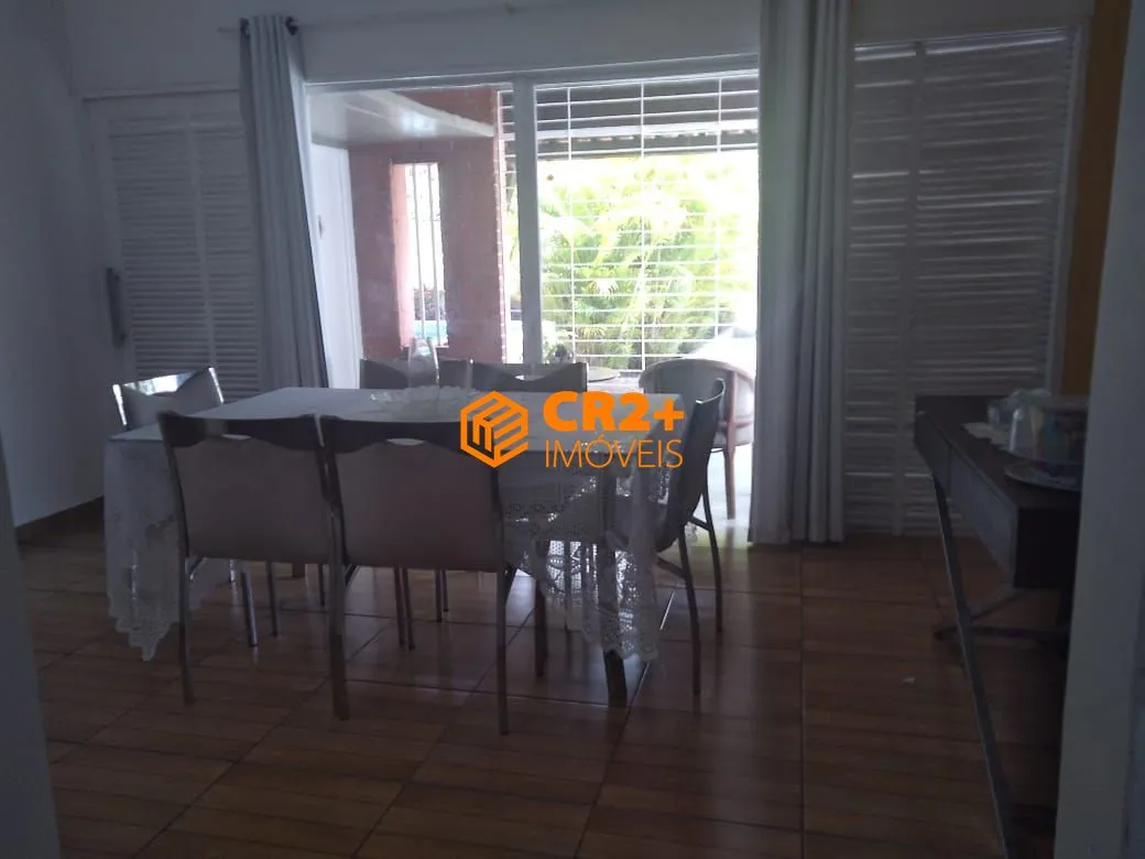 Imagem Vendo Casa 242m² com 3 Quartos sendo 1 Suíte, no Engenho do Meio.- 842m² total